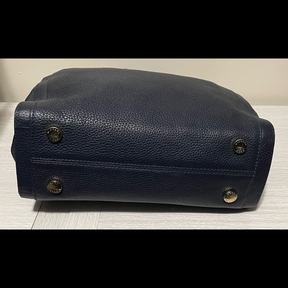 Michael Kors Newbury Pebbled Leather Chain Tote Bag dark navy EUC - Picture 4 of 14